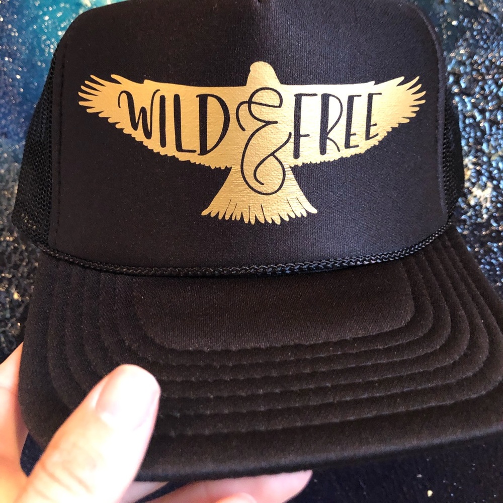 Women’s trucker hat